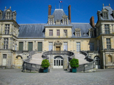 chateau-fontainebleau-canoe canoe pres de chateau fontainebleau