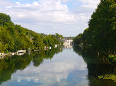 kayak-Loing_a_Nemours canoé kayak sur loing nemours